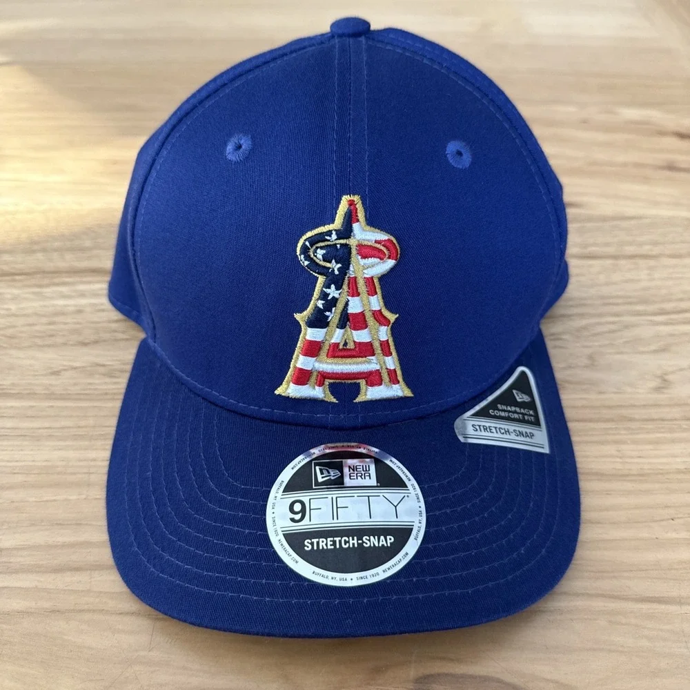 New Era Los Angeles Angels 4th of July Flag Logo 59FIFTY Hat Snap Back
